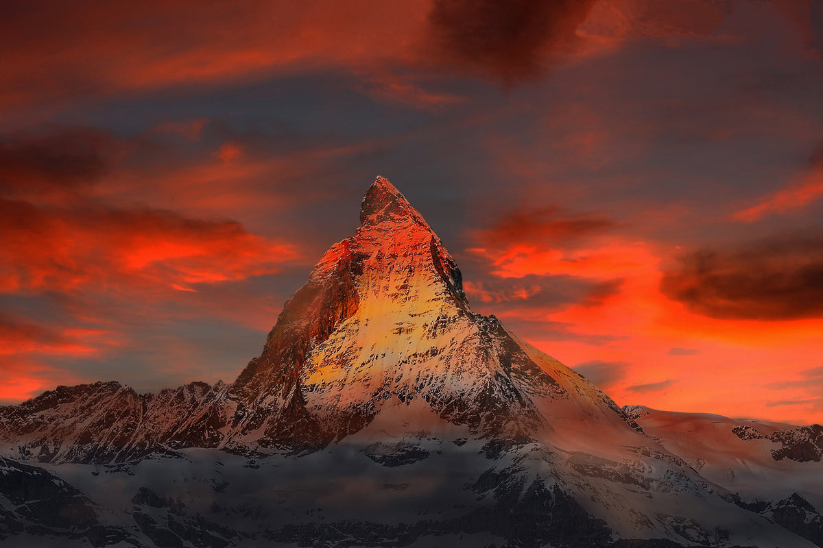 photo-wallpaper-mountains-of-switzerland-at-sunset