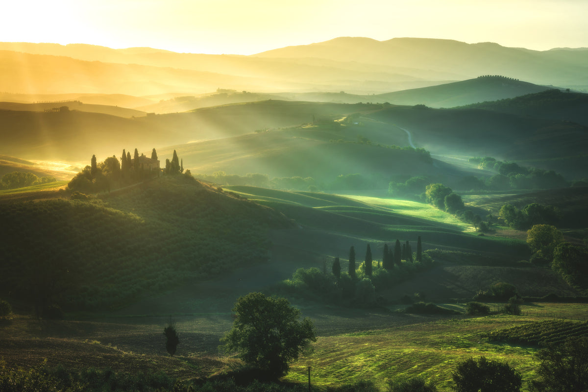 photo-wallpaper-tuscany-val-dorcia-sunrise