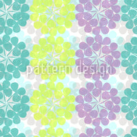 patterned-wallpaper-clover-blossoms-pastel