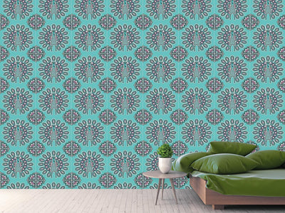 patterned-wallpaper-lucky-peacock