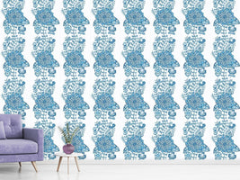 patterned-wallpaper-fantasy-garden-border