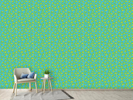 patterned-wallpaper-cheetah-goes-for-a-swim