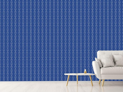 patterned-wallpaper-blossom-and-leaf-stripes