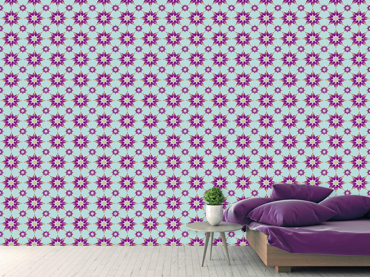 patterned-wallpaper-splendor-tulips-magenta