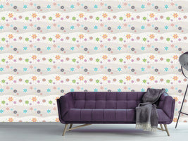 patterned-wallpaper-wind-wheels-on-vacation