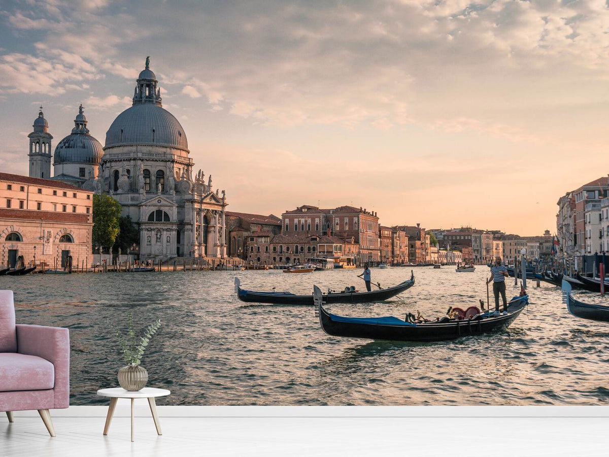 photo-wallpaper-at-the-canal-of-venice