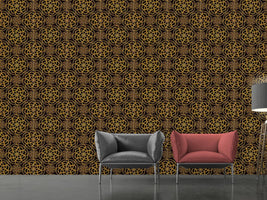 patterned-wallpaper-golden-wheels