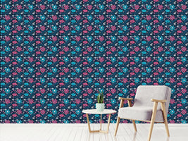 patterned-wallpaper-flowers-in-the-nightshade