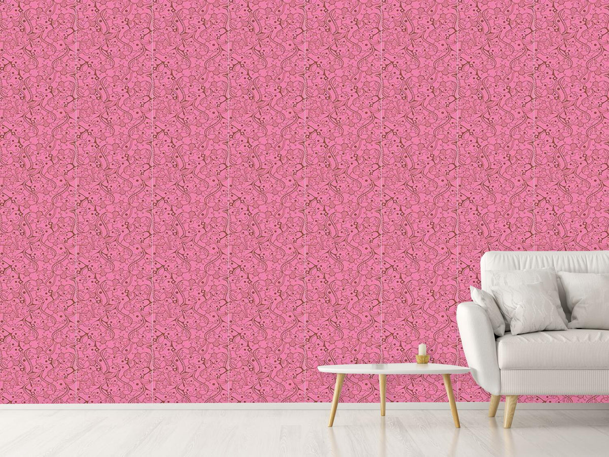 patterned-wallpaper-liaison-in-the-animal-kingdom