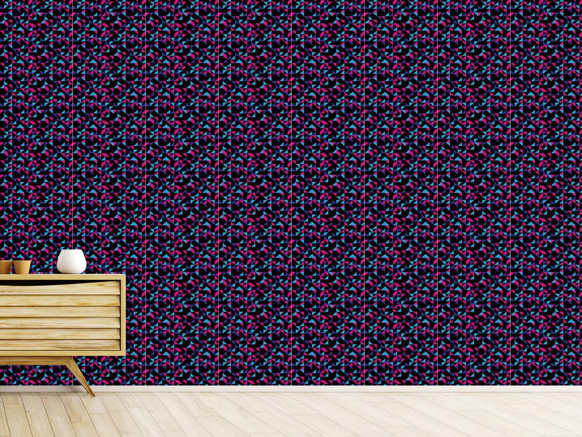 patterned-wallpaper-retro-triangles