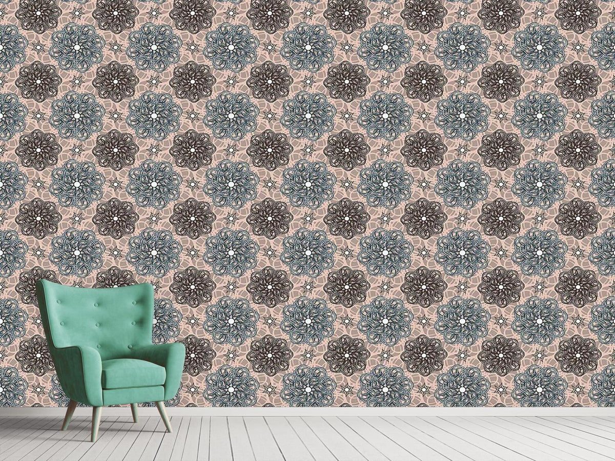 patterned-wallpaper-flowers-from-fantasia