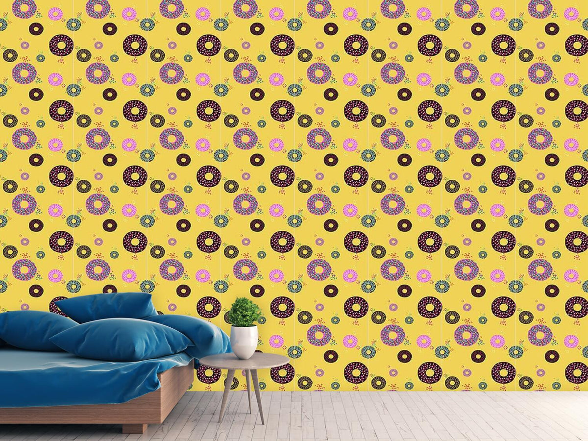 patterned-wallpaper-donuts