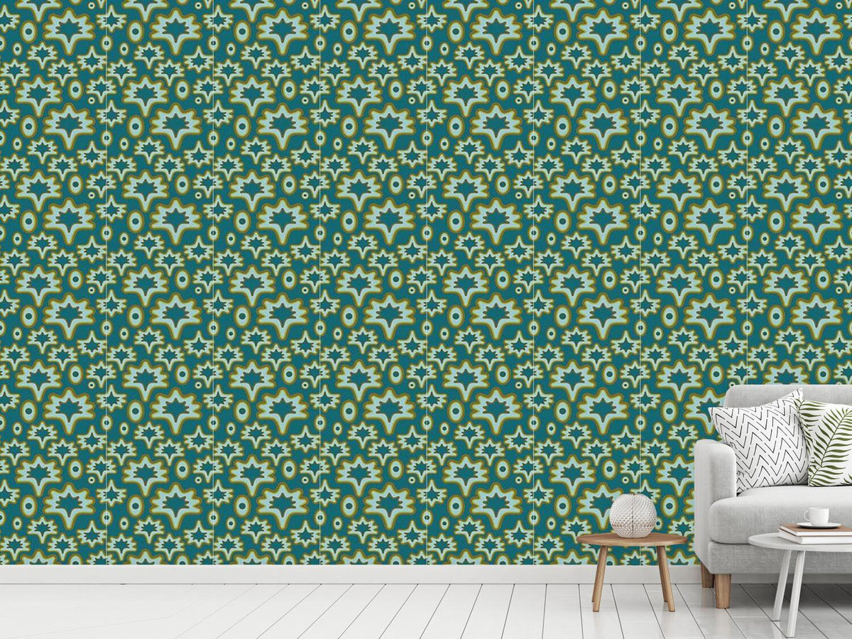 patterned-wallpaper-floral-speech-bubbles