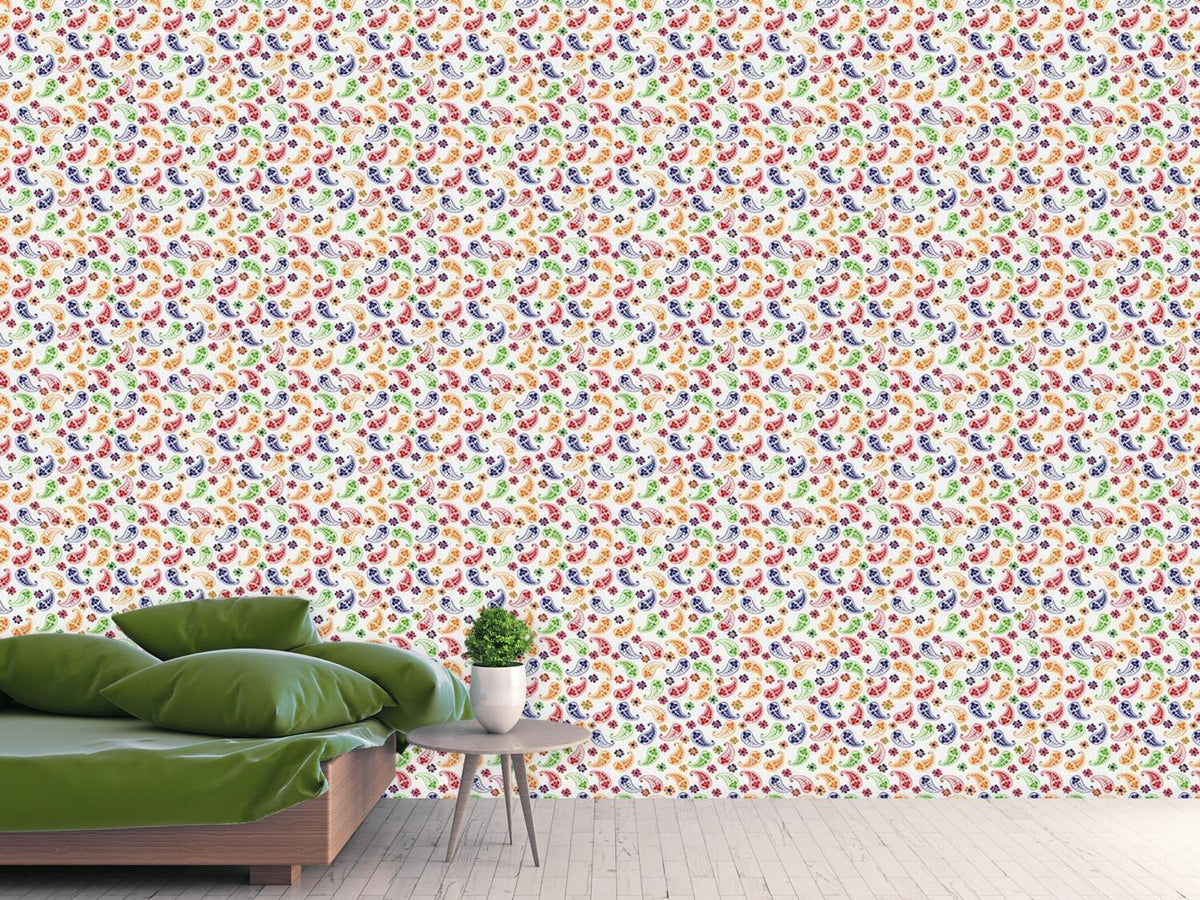 patterned-wallpaper-summer-of-paisleys