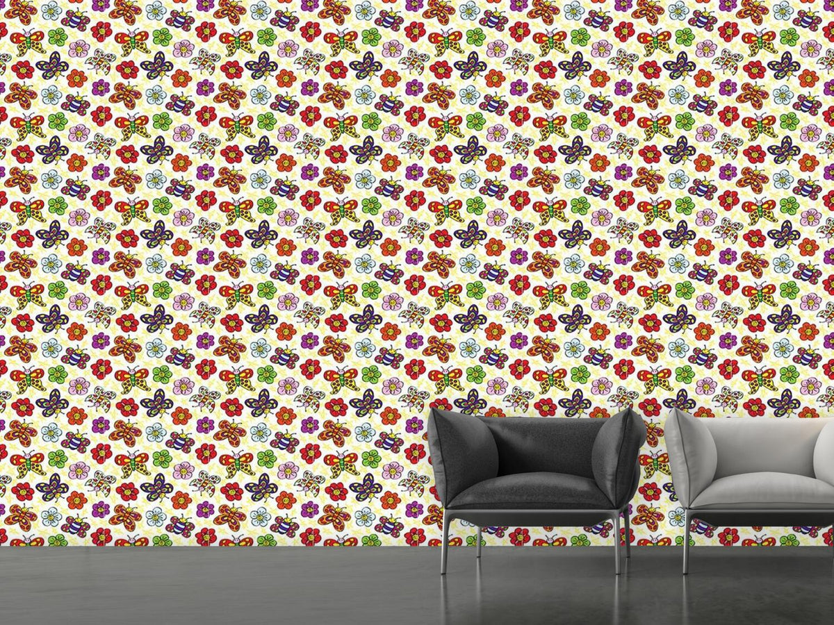 patterned-wallpaper-flower-friends