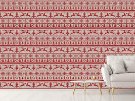 patterned-wallpaper-knitted-deer-crossing-white