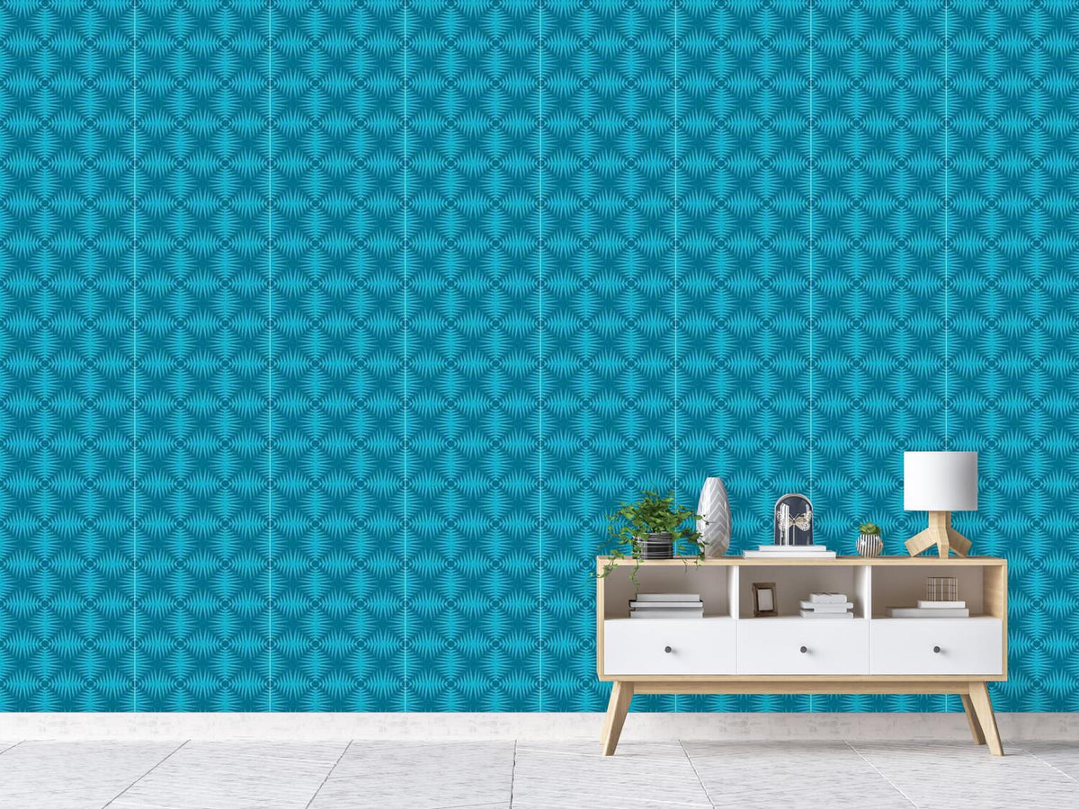 patterned-wallpaper-check-the-silhouette