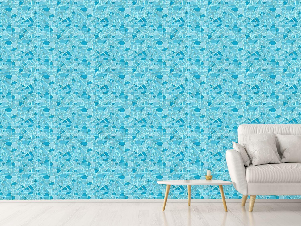 patterned-wallpaper-breaking-the-ice